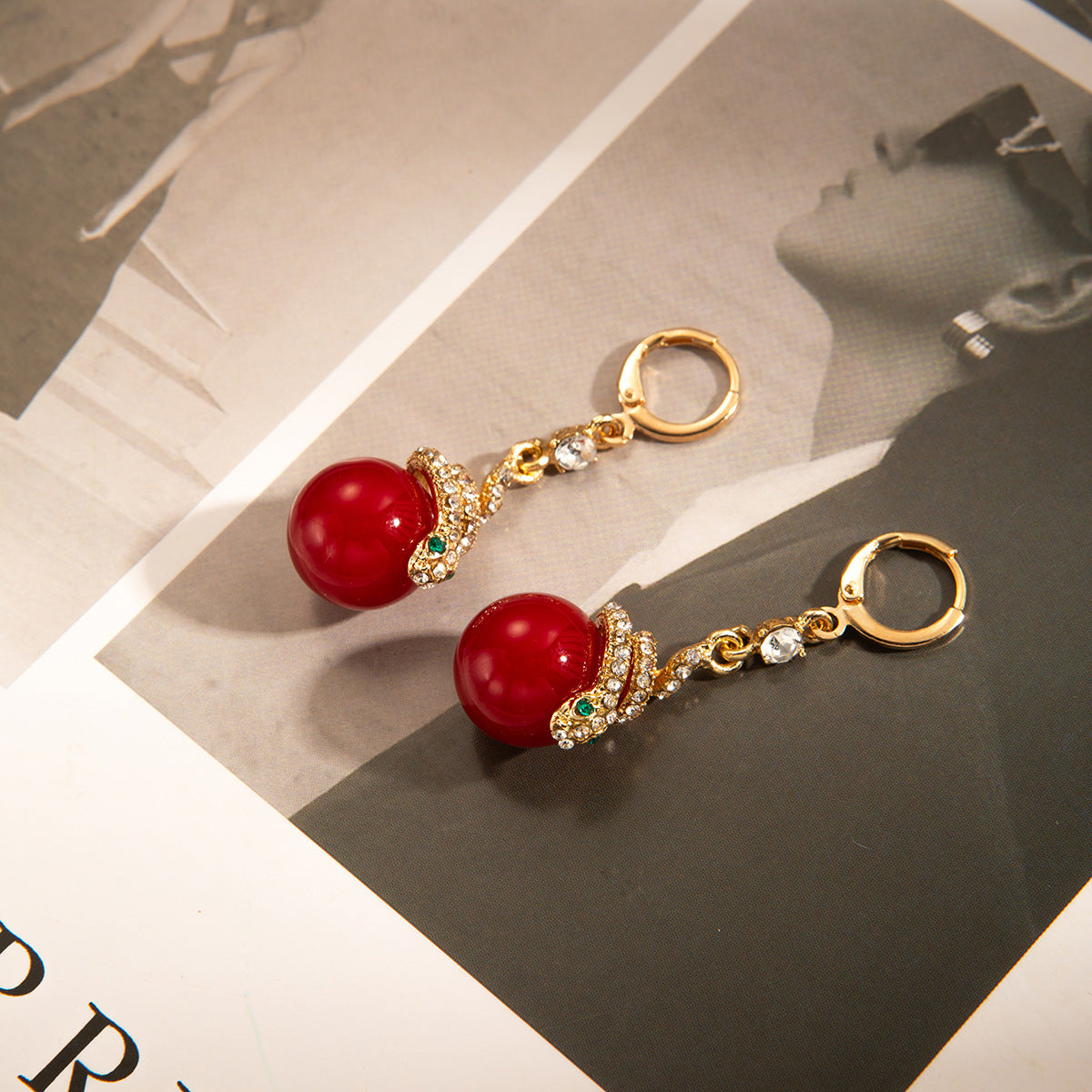 Boucles d'Oreilles Plaquées Or de Serpent avec Perles