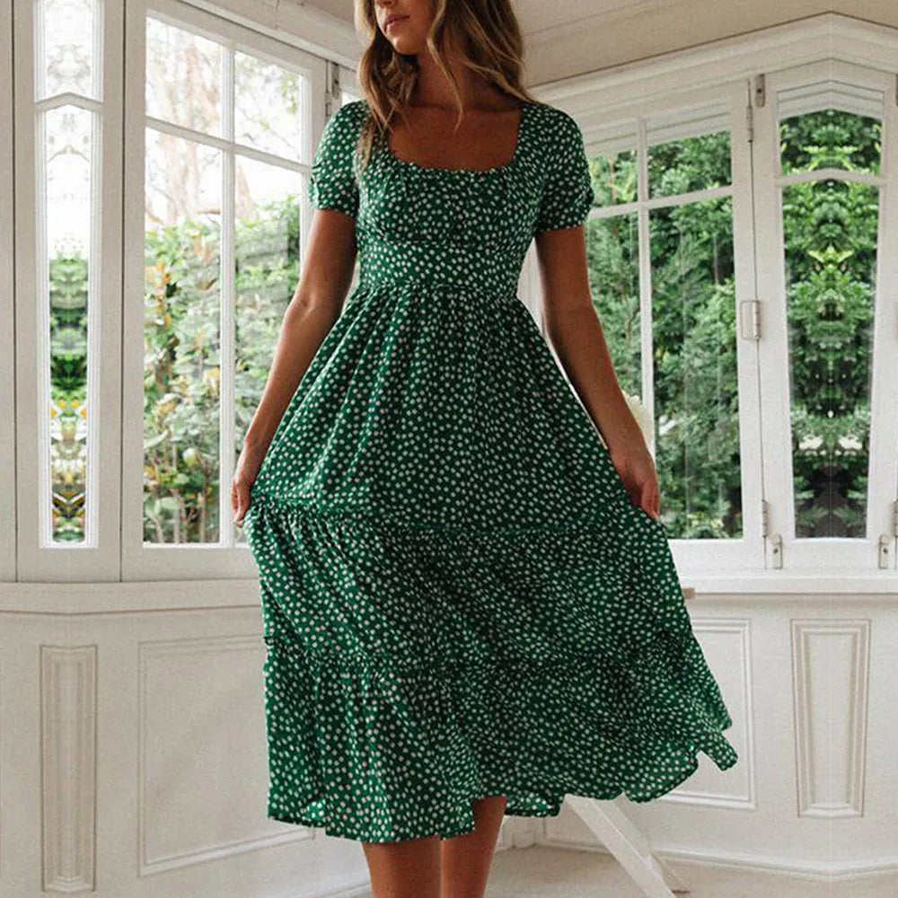 Robe florale bohème à manches courtes