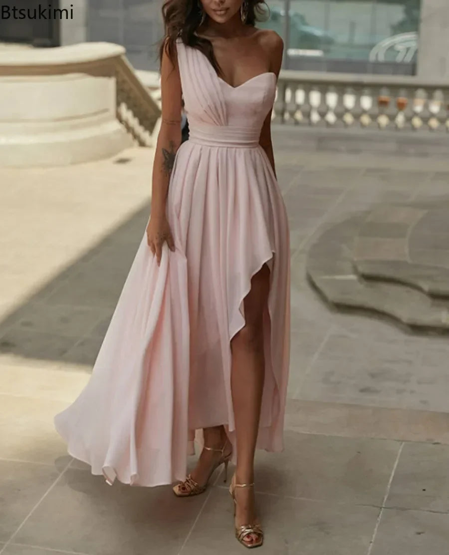 Robe de soirée pour femmes. Luxueuse et formelle