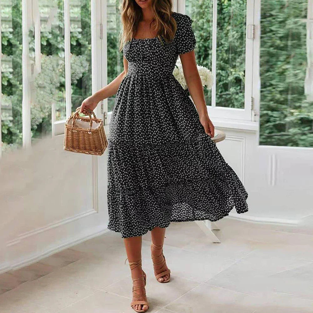 Robe florale bohème à manches courtes