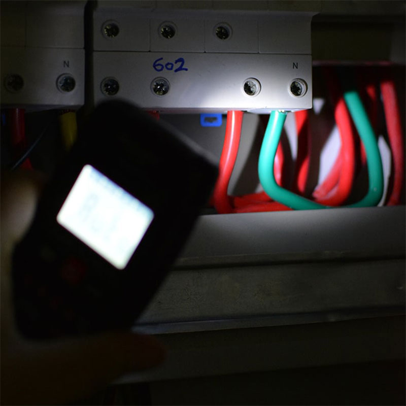 🏆50% de réduction pour une durée limitée🔧⚡️ Multimètre intelligent anti-brûlure ! Outil de mesure sans faille de la taille d'une paume de main, avec une gamme automatique de 4000 points ✨