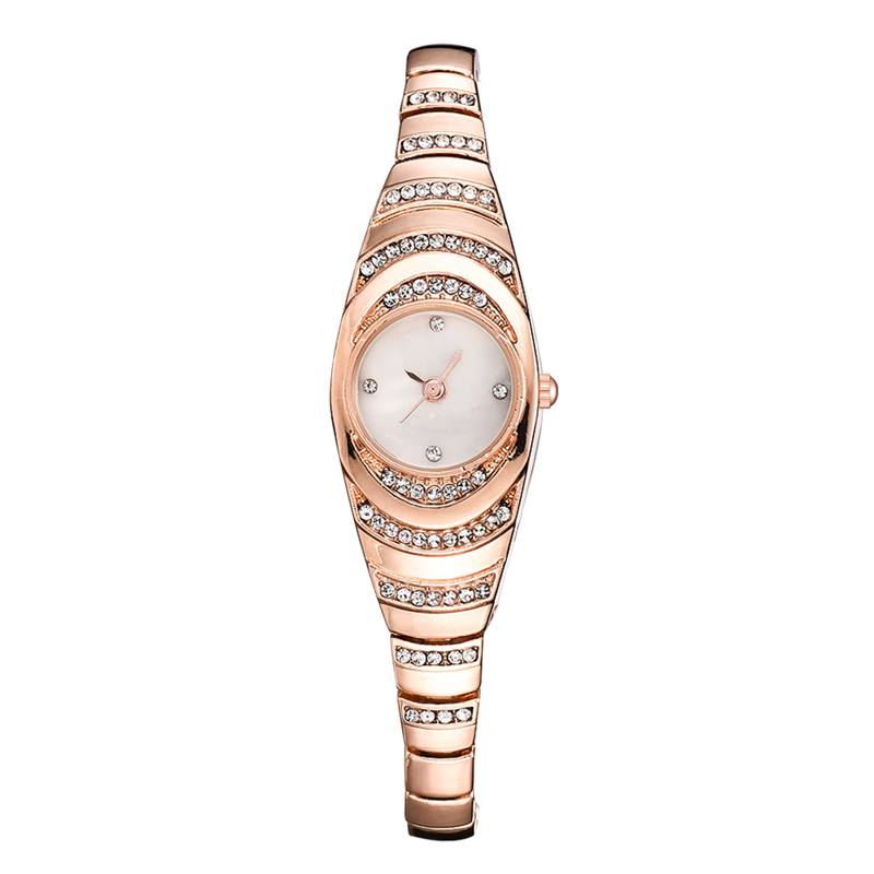 ⏳Offre spéciale limitée dans le temps : 50% de réduction💎Montre à bracelet en strass pour femmes⌚