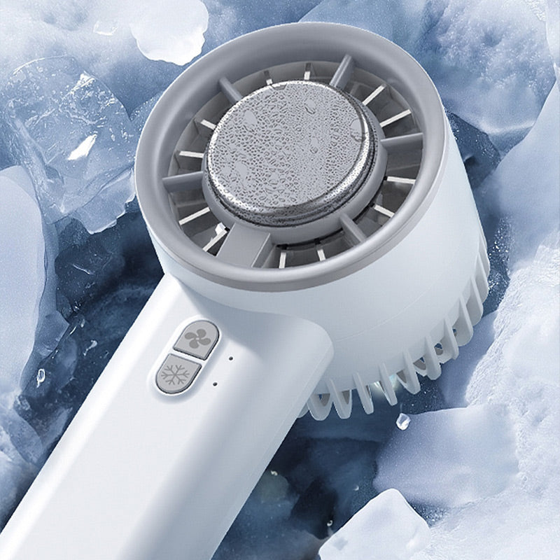 ❄️🌀 Prix réduit de moitié ! Mini ventilateur portatif avec refroidissement par glace — Fraîcheur instantanée partout où vous allez 🌬️✨
